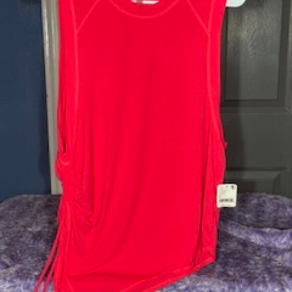 Free People Movement Tempo Tank Pink asymmetrical NWT Size M - Picture 3 of 6